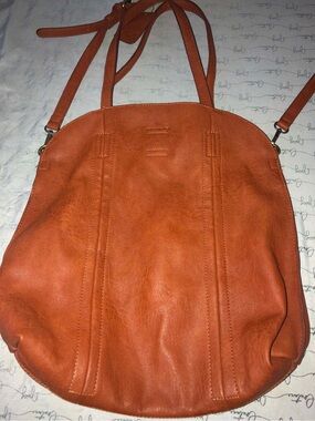 Women's Orange Leather Shoulder Bag - Sleek Everyday Carry